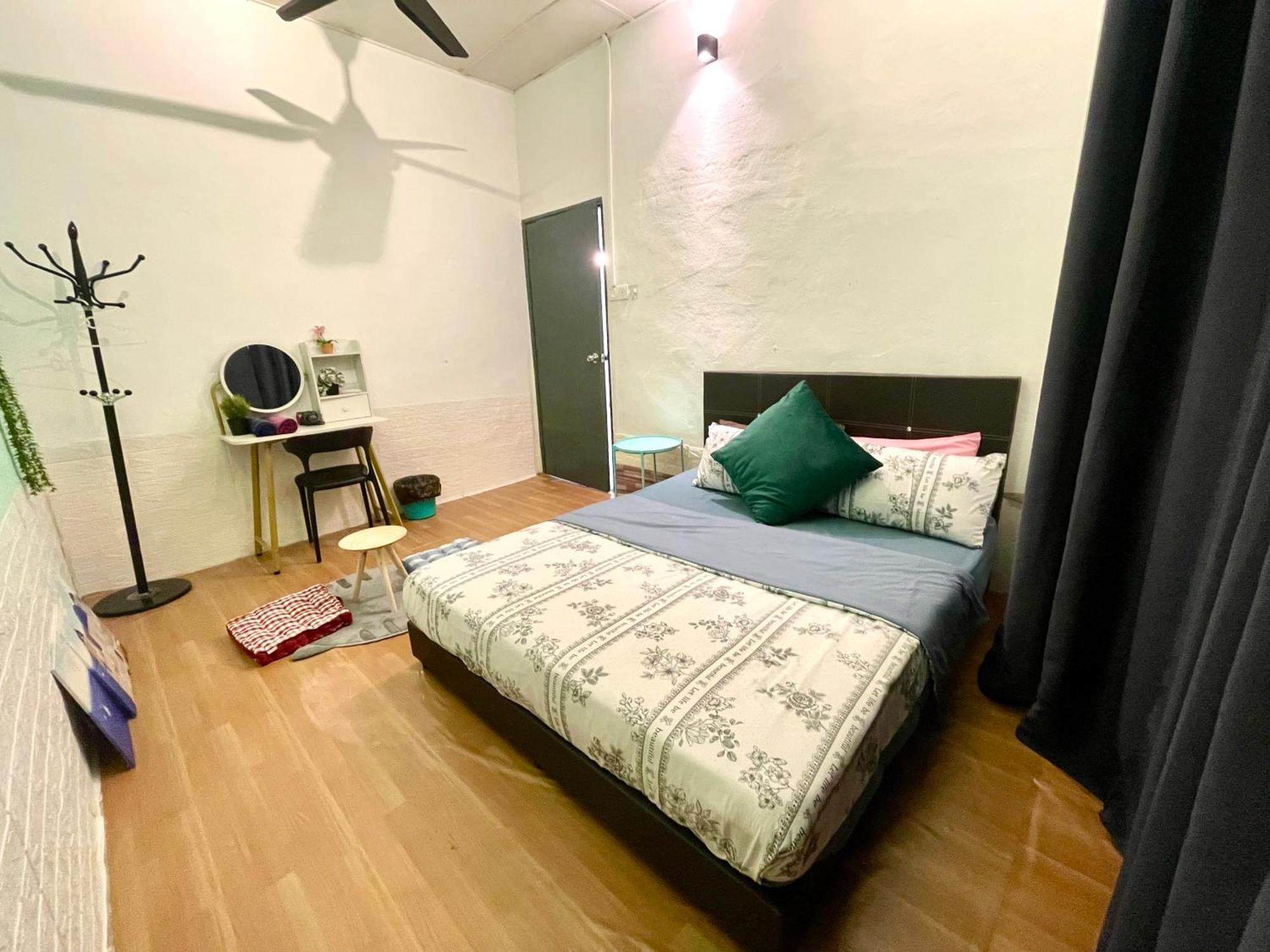 Entire Cozy Home 16 • 3 Bedroom @ Alma Bukit Mertajam Zewnętrze zdjęcie